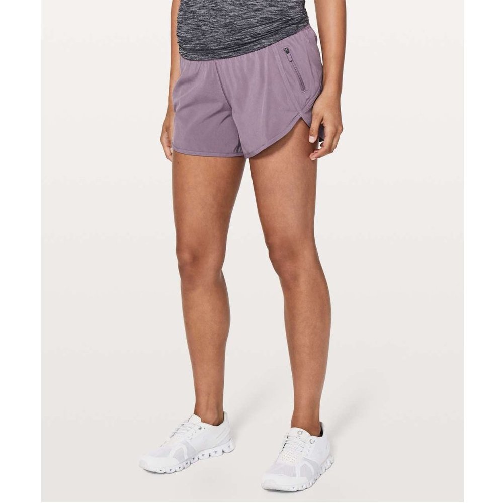 Lululemon Low-Rise Lined Short 4" / Size 4 / Smoked Mulberry Run Gym